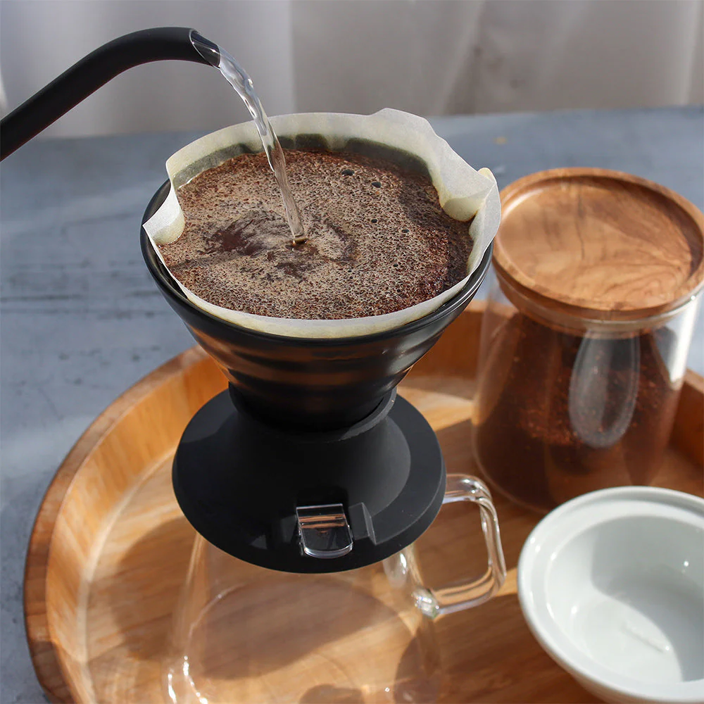Hario Switch V60 Ceramic Immersion Dripper - Smokey Black (Size 02) - Image 4